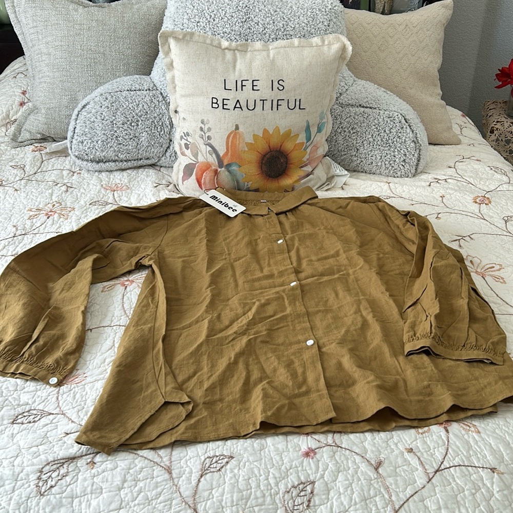 Minibee cotton/linen button down shirt, New, size XL